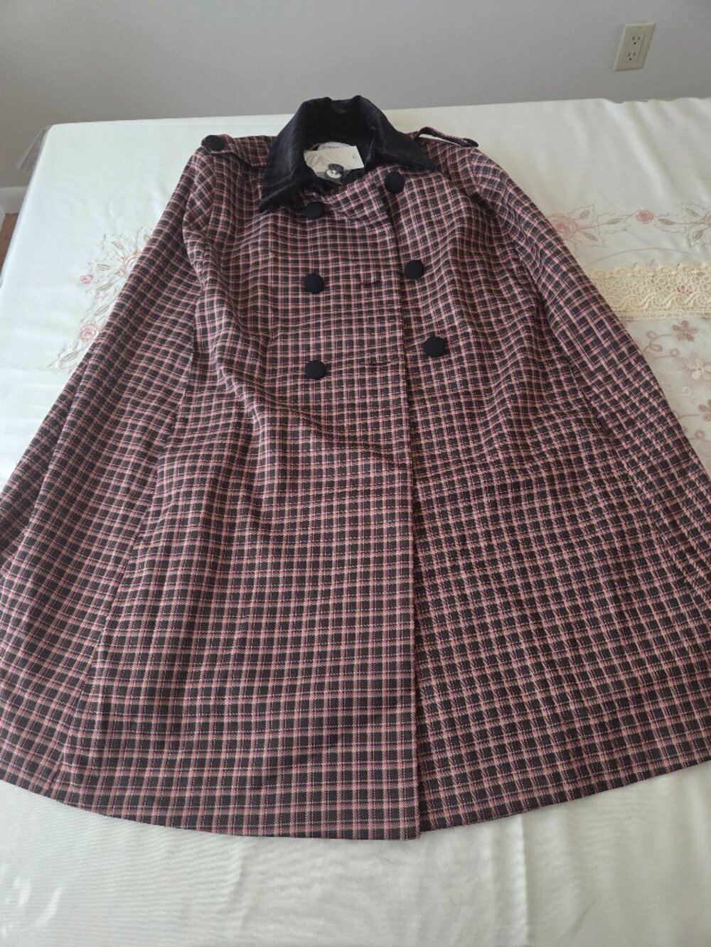 NWT Rihoas Double-breasted Plaid Cape Coat